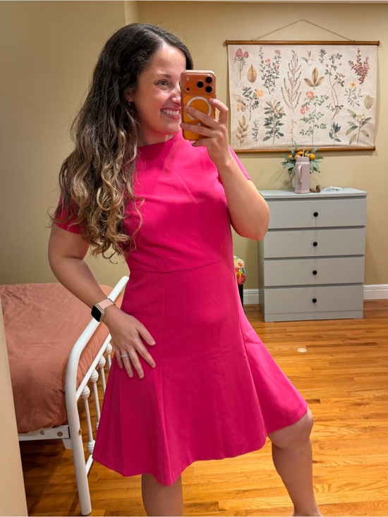 Ann Taylor Dresses & Skirts - NWT Ann Taylor Women's Short Sleeve Fit-and-Flare Dress in Hot Pink 6